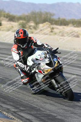 media/Dec-04-2025-Racers Edge (Thu) [[5ebc9f124d]]/3-B Group/3-Session 2 (Turn 7 Inside)/